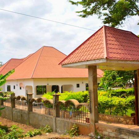 Parkbridge Resort Mto wa Mbu 外观 照片
